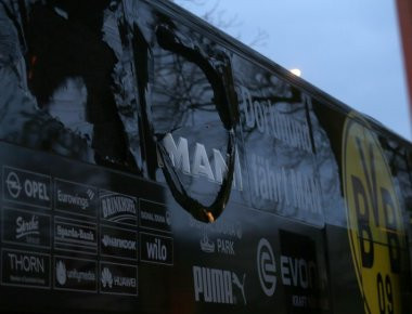 Με 3 η 4 βόμβες έγινε η επίθεση κατά της αποστολής της Ντόρτμουντ - Πώς σώθηκαν οι παίκτες (φωτό, βίντεο)